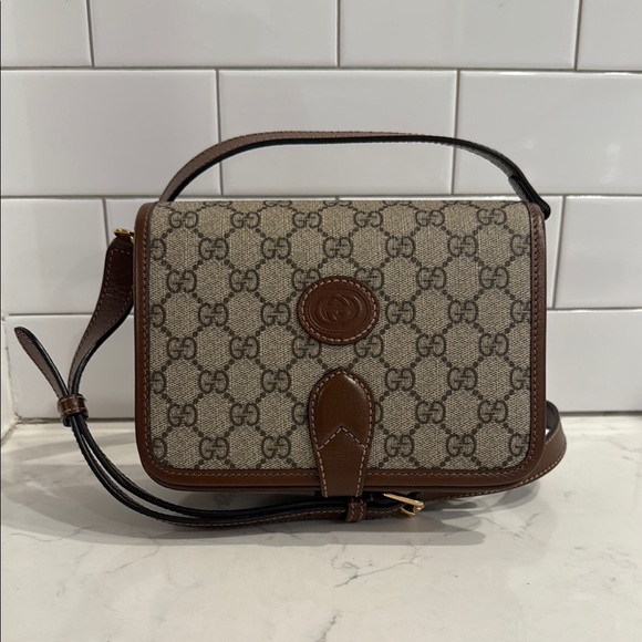 Gucci GG Supreme Interlocking Crossbody Bag - Picture 1 of 15